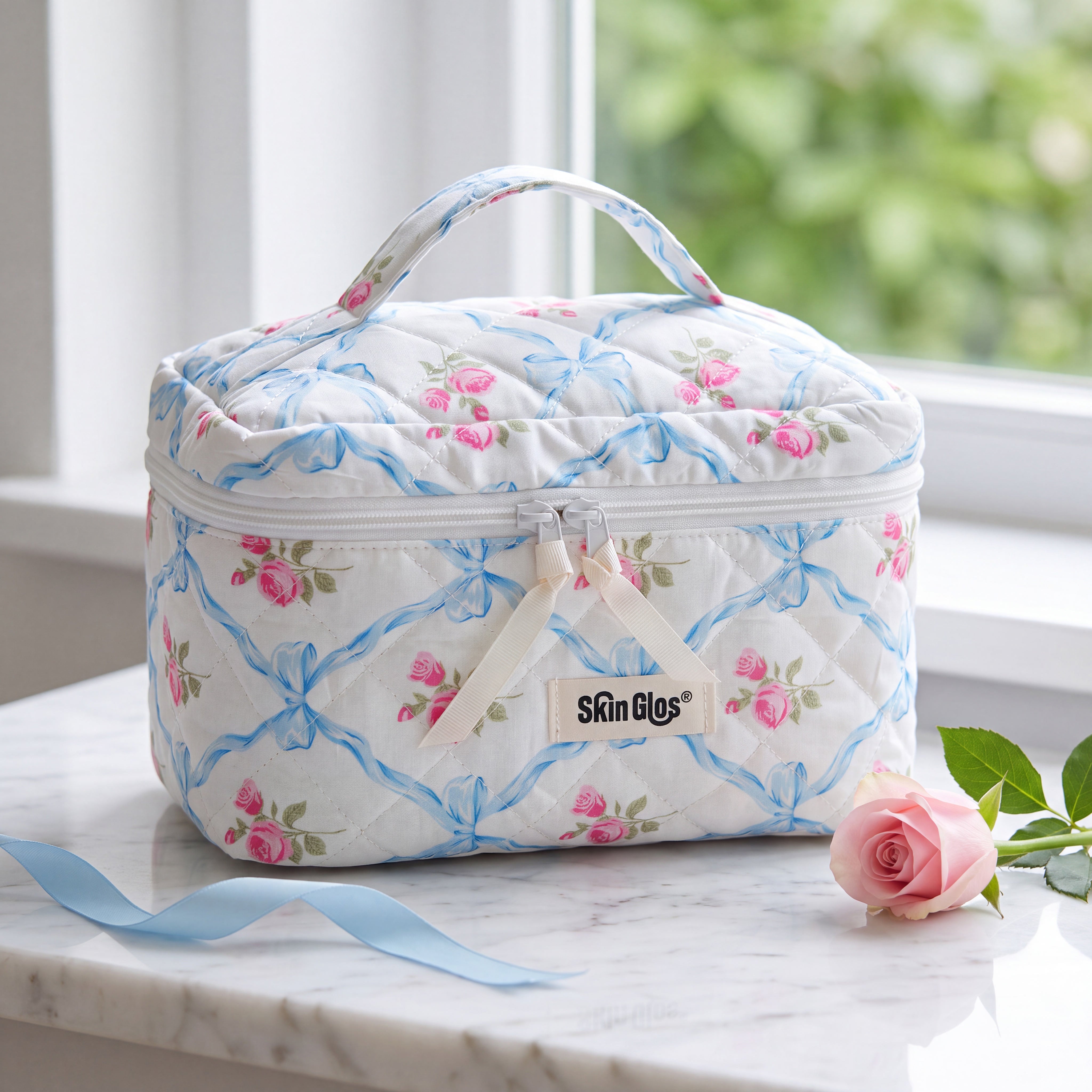 MAKEUPBAG.jpg